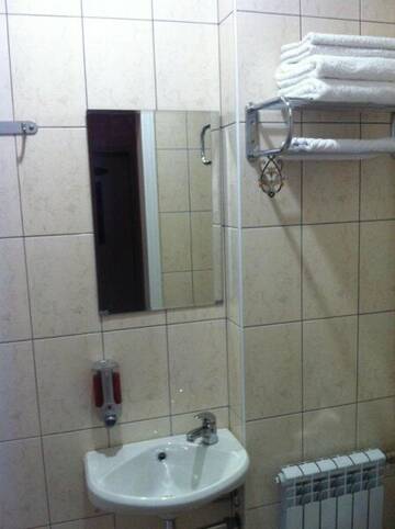 Фото номера Двухместный номер Гостиница Форсаж г. Таганрог 5