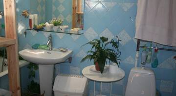Фото номера Стандартный двухместный номер с 1 кроватью и общей ванной комнатой Гостиница Hostel Muraveynik г. Таганрог 4