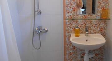 Фото номера Семейное бунгало Гостиница Hostel Muraveynik г. Таганрог 7